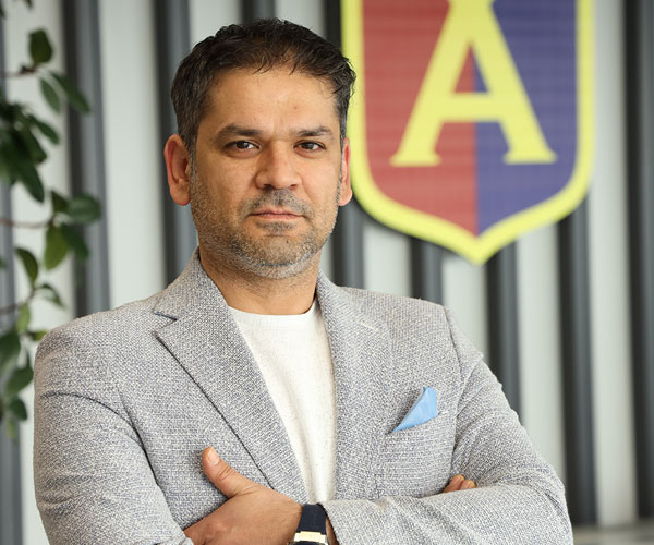 Alper Yoldaş