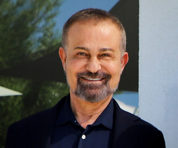 Dr. İsmet Aksöyek